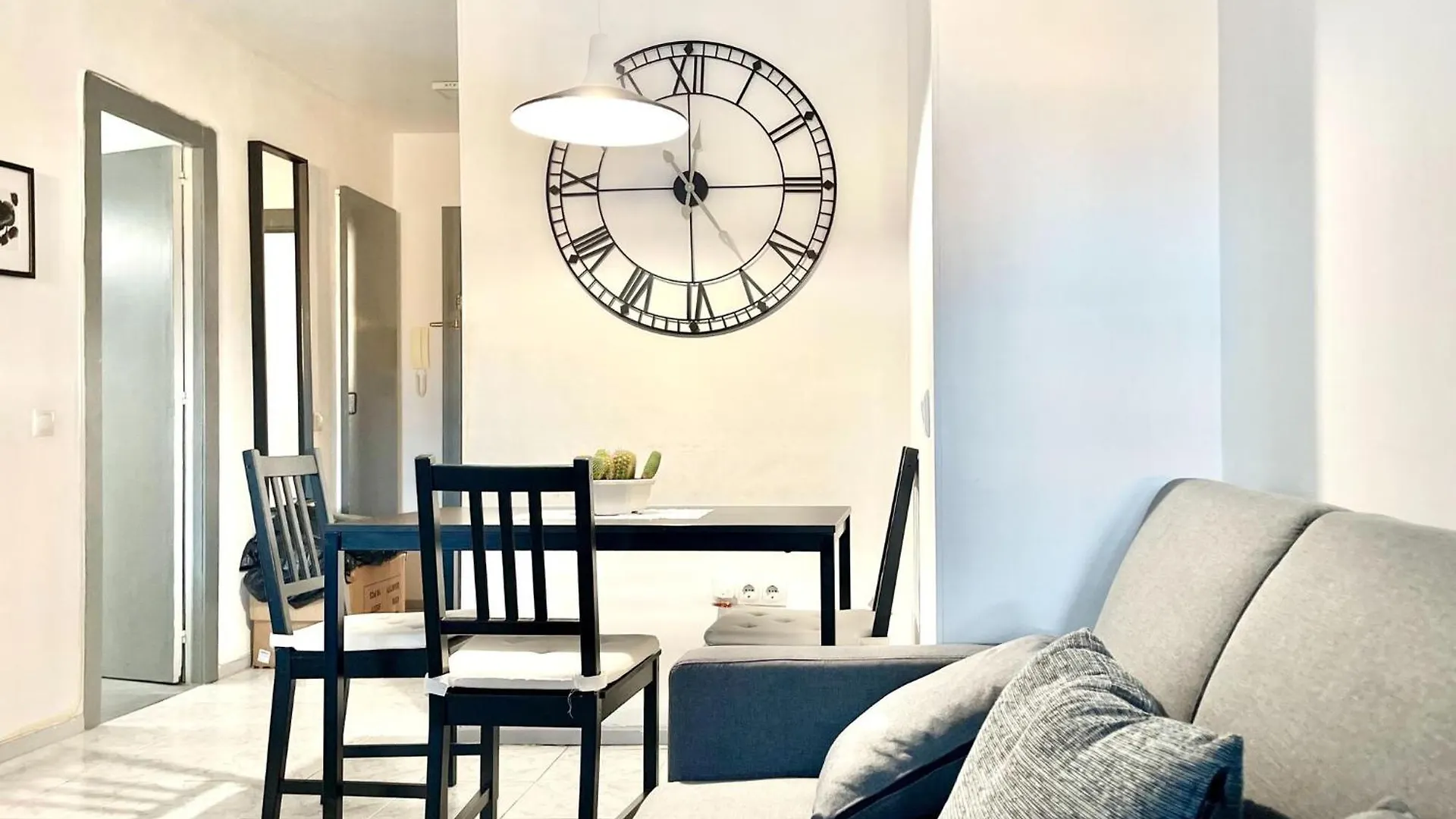 Apartment In Torremolinos Near Seabeach