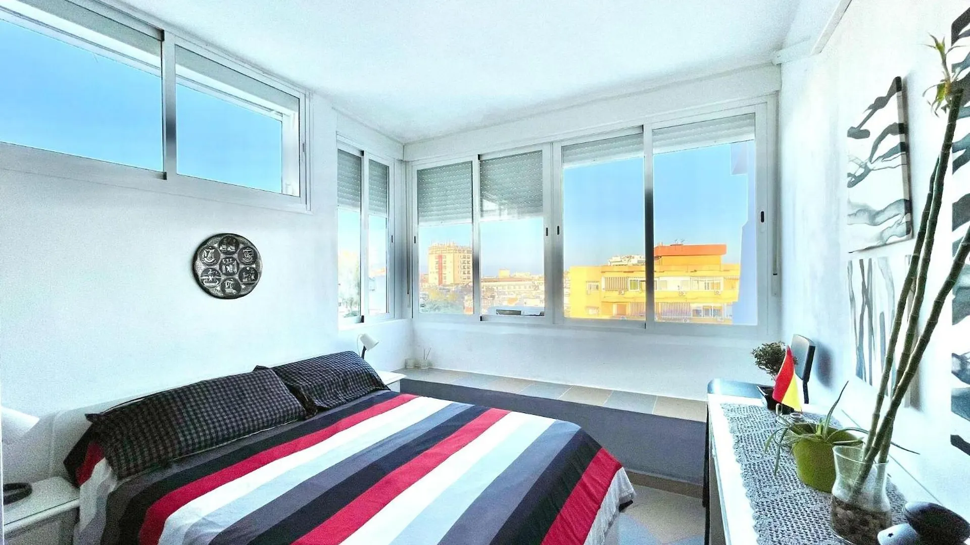 Apartment In Torremolinos Near Seabeach