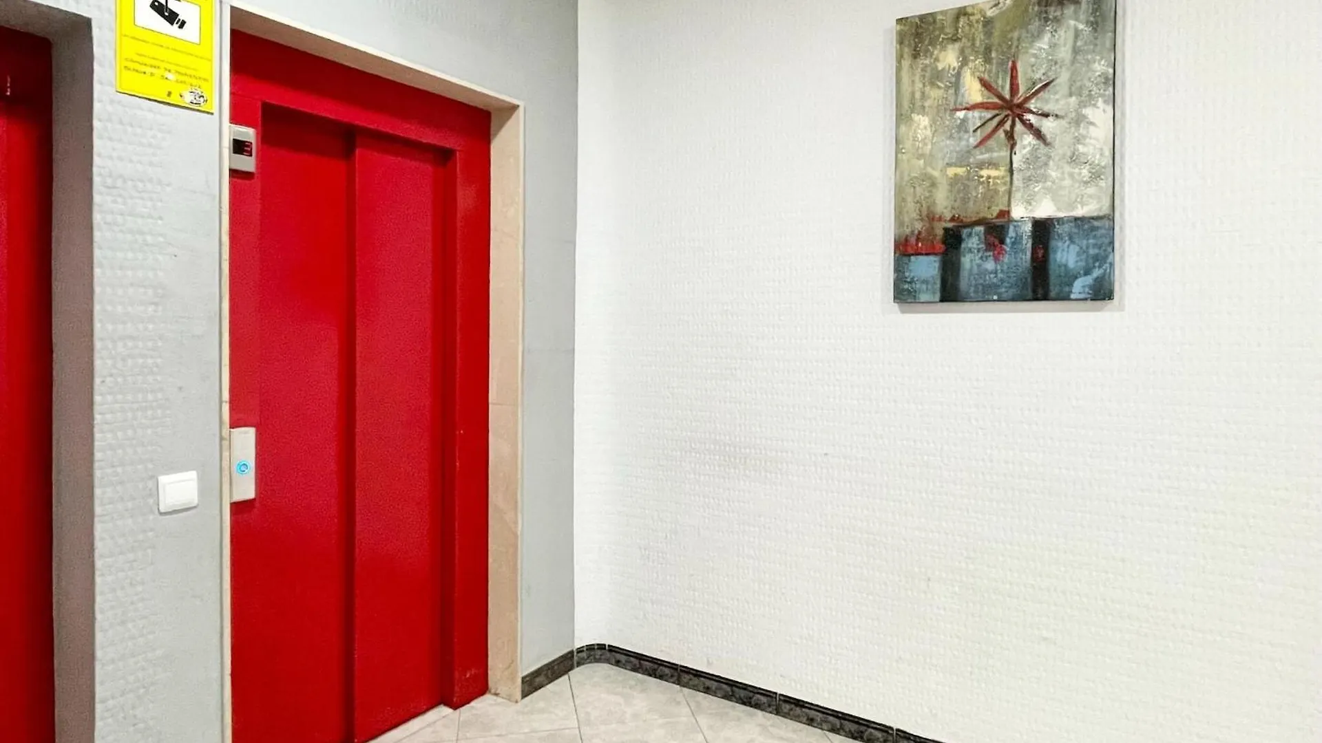 Apartment In Torremolinos Near Seabeach